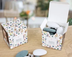 Boîtes à dragées personnalisées avec dragées chocolat et amandes - Fleurs des Champs