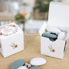 Boîtes à dragées personnalisées avec dragées chocolat et amandes - Mariage bohème