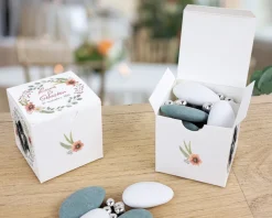 Boîtes à dragées personnalisées avec dragées chocolat et amandes - Mariage bohème