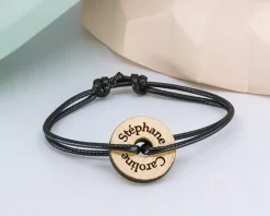 Bracelet cordon avec cible personnalisée en bois