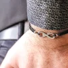 Bracelet infini personnalisé pour Homme - Prénom