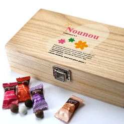 Coffret de chocolats Monbana personnalisé - Définition Nounou