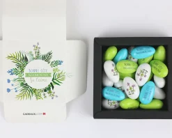 Coffret de dragées cœur caramel Personnalisable - Collection Fleurie
