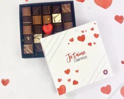 Coffret personnalisé de 25 chocolats - Amour