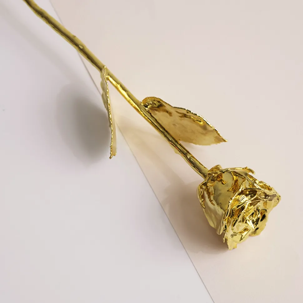 Grande rose en or dans son écrin personnalisable - Date Marquante