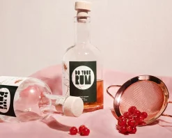 Kit de fabrication de rhum avec un verre personnalisé