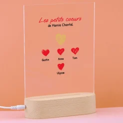Lampe 3D personnalisée - Mamie et ses petits coeurs
