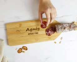 Planche apéro personnalisée en bois - Prénom