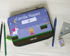 Trousse d'école avec fournitures - Collection Jeux Vidéo Retro - Version Fille